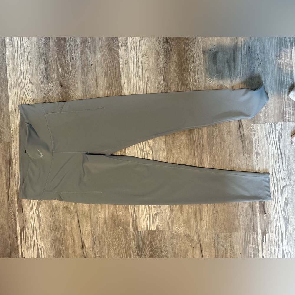 Nike leggings